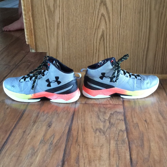 Under Armor Curry 2 shoes - Picture 2 of 7